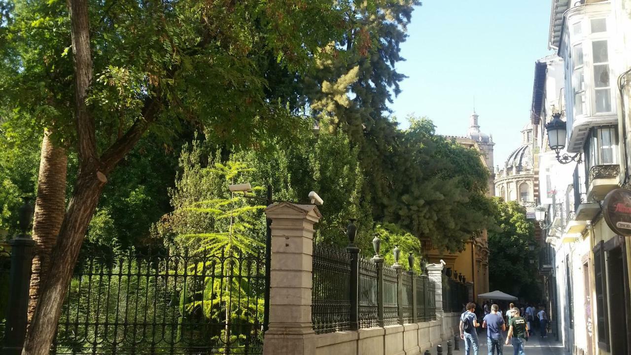 Patio San Jeronimo Casa De Arte Apartment Гранада Екстериор снимка